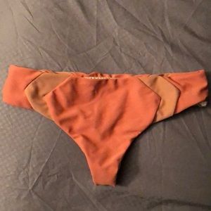 Mentawai Acacia Bottoms